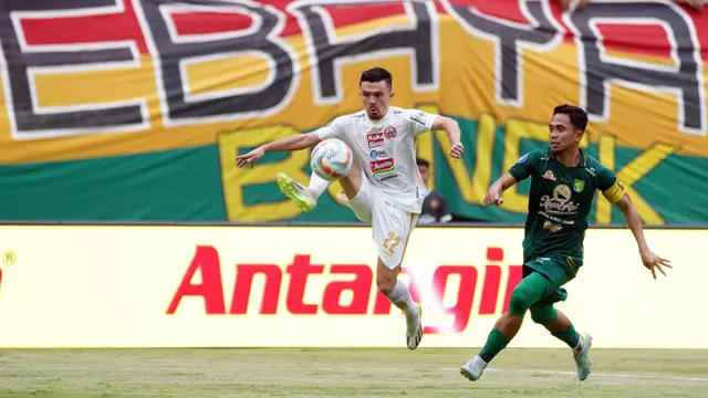 Foto: Hasil Imbang Kembali Diraih Persija Jakarta Ketika Bertandang ke Markas Persebaya