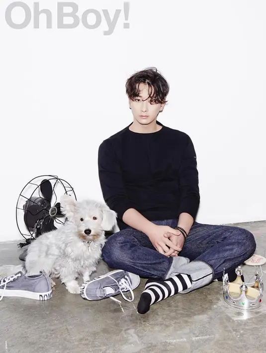 Siapa yang menyangka jika di balik wajahnya yang tampan, ternyata ia merupakan sosok idola yang apa adanya. Menurutnya kebahagiaan itu perlu usaha, jadi harus diraih. (Foto: instagram.com/hwangchansung)