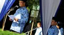 Mendikbud Anies Baswedan menyampaikan pidato saat upacara peringatan Hari Guru di kantor Kemendikbud, Jakarta, Senin (25/11/2014). (Liputan6.com/Johan Tallo) 
