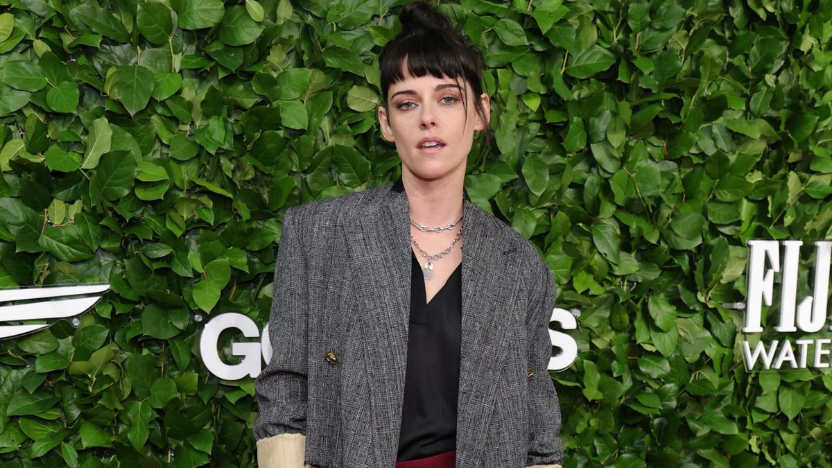 6 Parade Gaya Seleb Serba Chanel di Gotham Awards 2025, Dari A$AP Rocky hingga Kristen Stewart