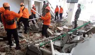 Gempa NTT Menewaskan 33 Orang, Istana Berduka