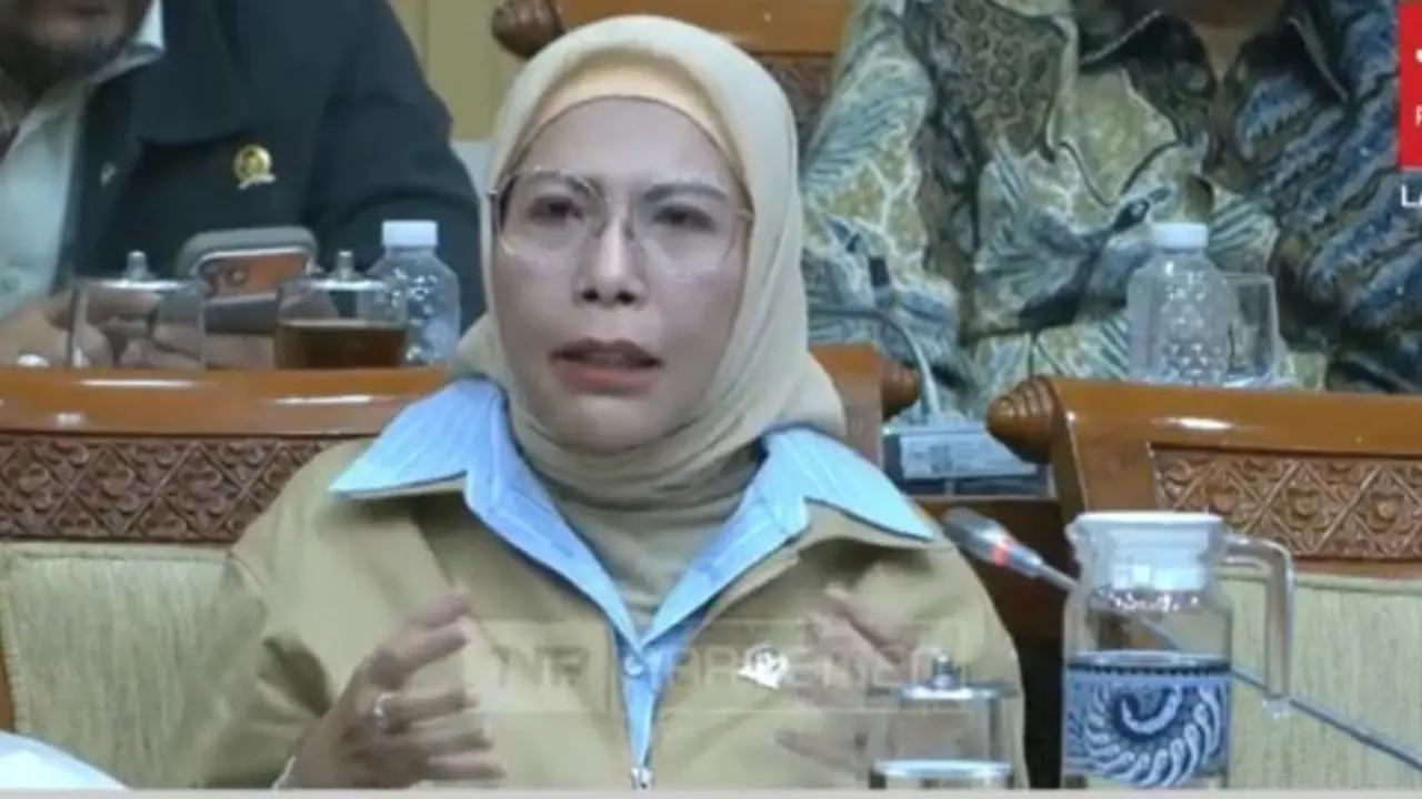 Anggota Komisi III DPR, Lola Nelria Oktavia saat melakukan rapat dengan BNN.