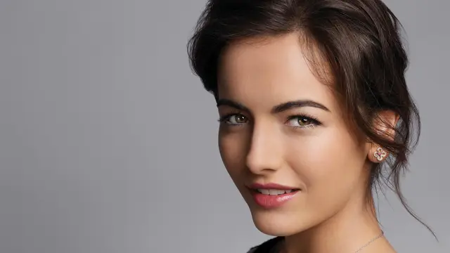 Camilla Belle