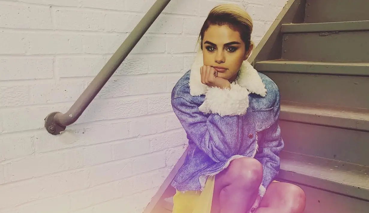 Pasalnya Raquelle dan beberapa teman Selena pun ikut hadir di saat konser Taylor Swift. (instagram/selenagomez)