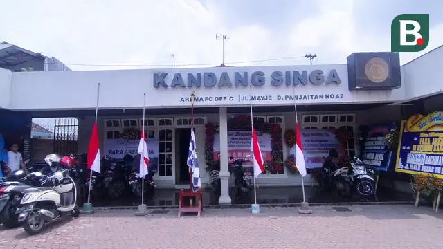Bendera Setengah Tiang Tragedi Kanjuruhan