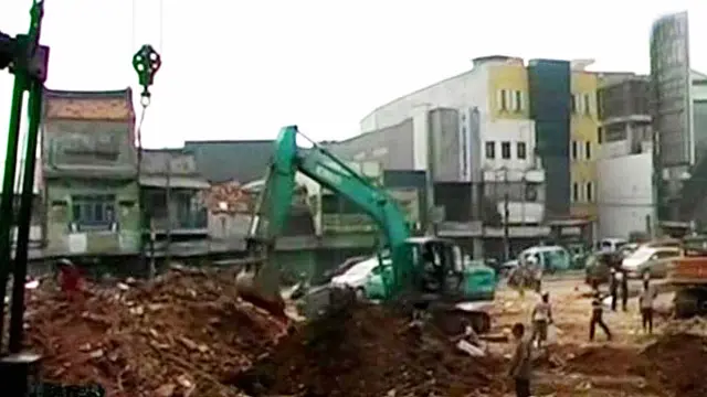 (lip6siang) Bongkar Tol+Robohkan+Jatinegara