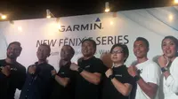 Garmin Indonesia meluncurkan jam tangan multisport Fenix 5 di Jakarta, Selasa (4/4/2017). (Bola.com/Zulfirdaus Harahap)