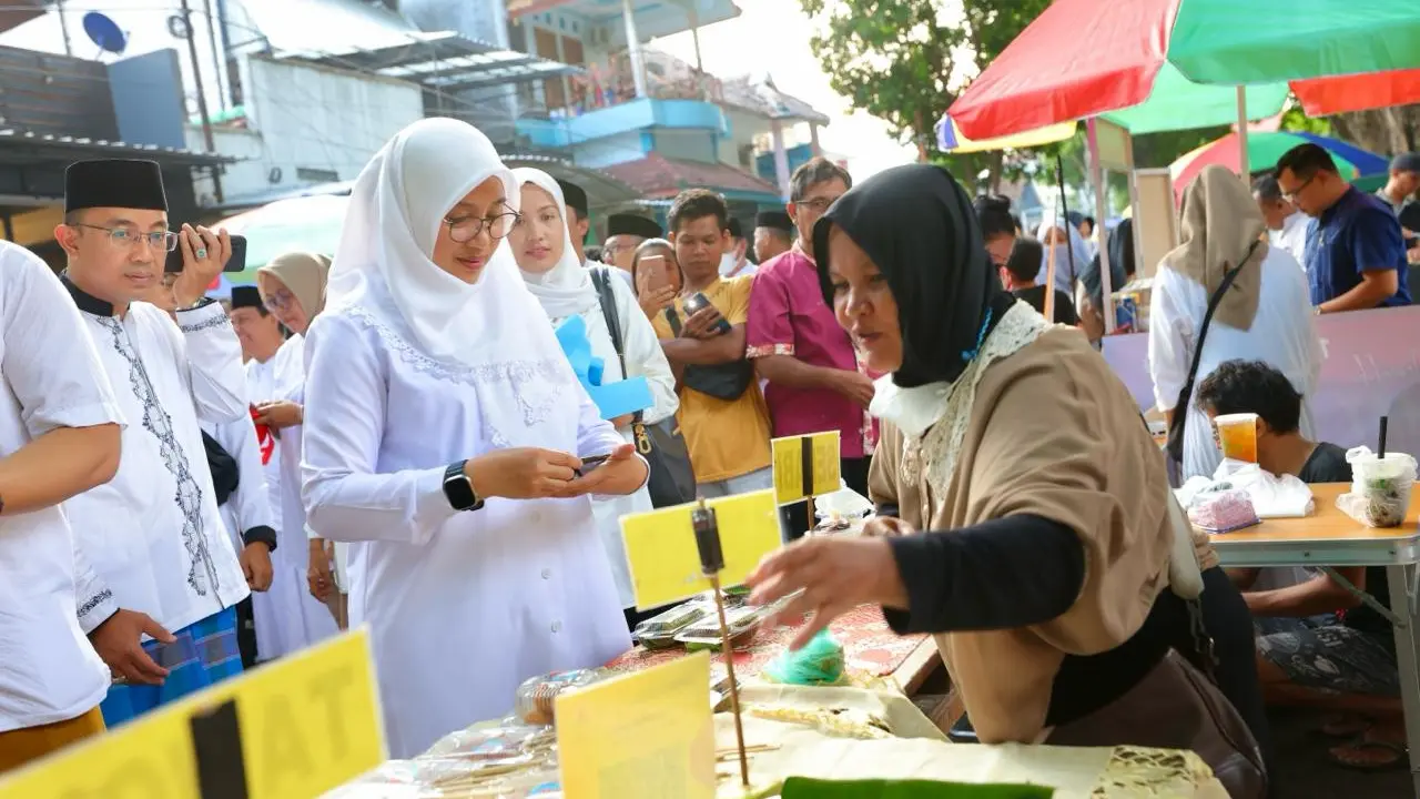 Geliatkan Pasar Takjil Ramadan, Banyuwangi Gelar Festival Ngrandu Buko 