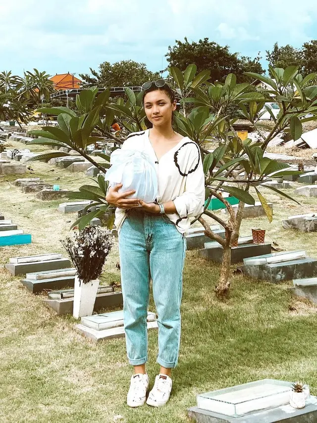 Unggahan Angela Gilsha. (Foto: Instagram @angelagilsha)
