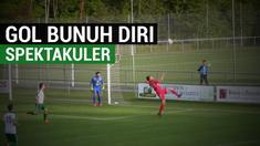 Berita video pemain Swiss di klub Pully Football, Adrien Gulfo, mencetak gol bunuh diri salto spektakuler. Gol ini tercipta saat menghadapi FC Renens di ajang Coupe de Vaudoise 2017. Seperti apa gol bunuh diri yang tercipta dan mengapa disebut spekta...