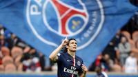 BERTAHAN - Edinson Cavani disinyalir bakal bertahan di PSG.