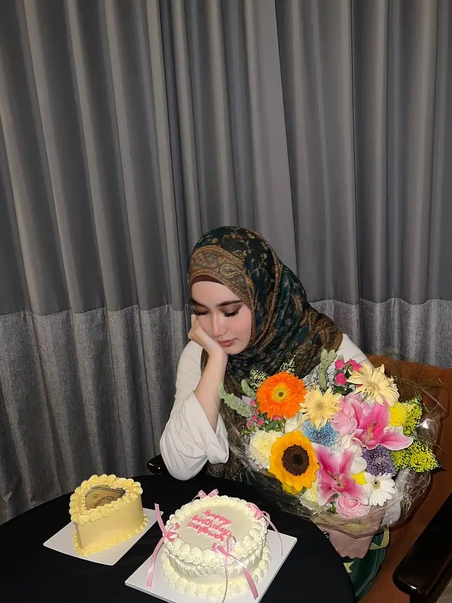 6 Potret Ultah Tengku Anataya ke-25, Dapat Doa dari Cindy Fatikasari di Kanada
