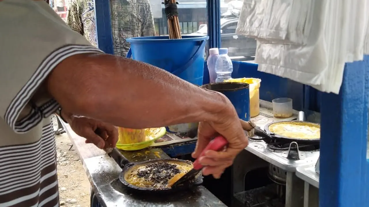Martabak Pak Nai yang legendaris di Kota Payakumbuh. (Delfina Mei Liza)