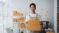 Pelaku UMKM Lokal. (Shutterstock/PanuShot)