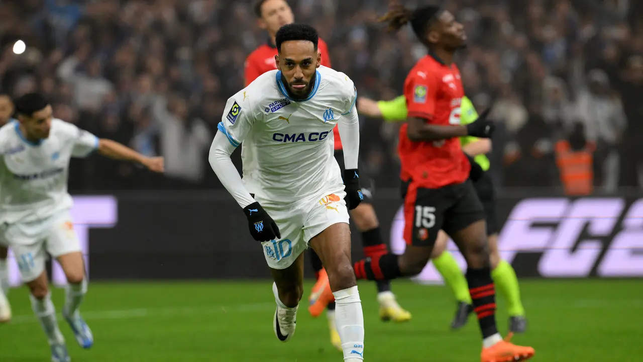 Foto: Super Tajam, Pierre-Emerick Aubameyang Telah Menyumbang Hattrick untuk 6 Klub Berbeda di 4 Liga Top Eropa, Ini Dia Daftarnya