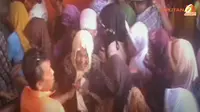[VIDEO] Pembagian BLSM di Sejumlah Daerah Berlangsung Ricuh