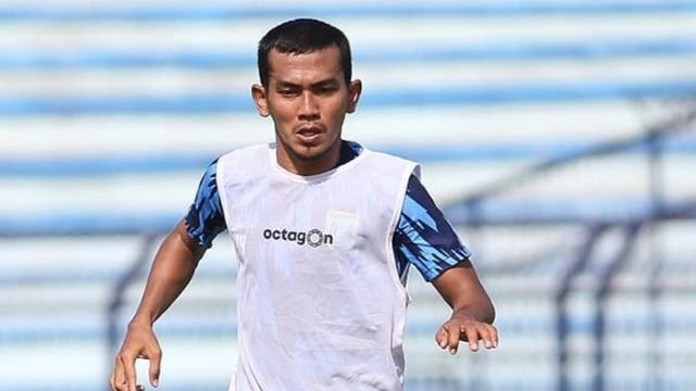 Shopee Liga 1 Gelandang Serang Persela Tidak Khawatir Meski Hanya Punya Waktu Bersiap Diri Sebulan Indonesia Bola Com