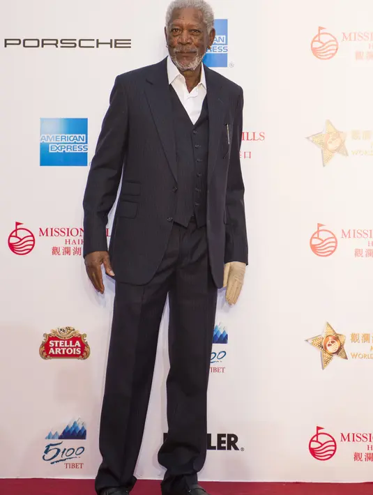 Meski selamat tanpa tergores, Morgan mengungkap: "Saya tidak bisa mengatakan hal yang sama tentang pesawat saya. Saya menghargai keprihatinan dan doa untuk keselamatan kita." ujarnya. (Bintang/EPA)