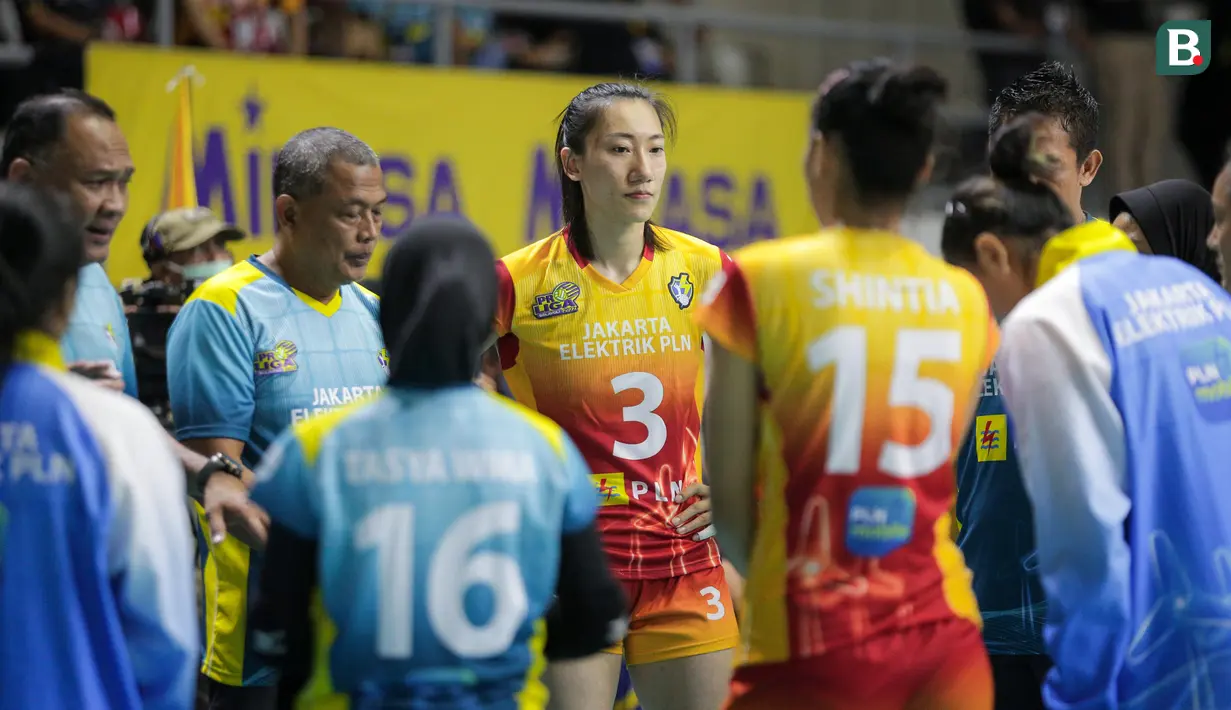 Ren tentu akan menjadi harapan bagi Jakarta Elektrik PLN untuk beranjak dari dasar klasemen sementara PLN Mobile Proliga 2022 usai mengalami tiga kali kekalahan beruntun. Patut dinantikan bagaimana kiprah sang pevoli Tionghoa ini. (Bola.com/Bagaskara Lazuardi)