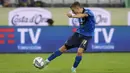 Pemain Italia Ciro Immobile mencoba melepaskan tembakan ke gawang Bulgaria pada pertandingan sepak bola Grup C kualifikasi Piala Dunia 2022 di Stadion Artemio Franchi, Florence, Italia, Kamis (2/9/2021). Pertandingan berakhir dengan skor 1-1. (AP Photo/Luca Bruno)