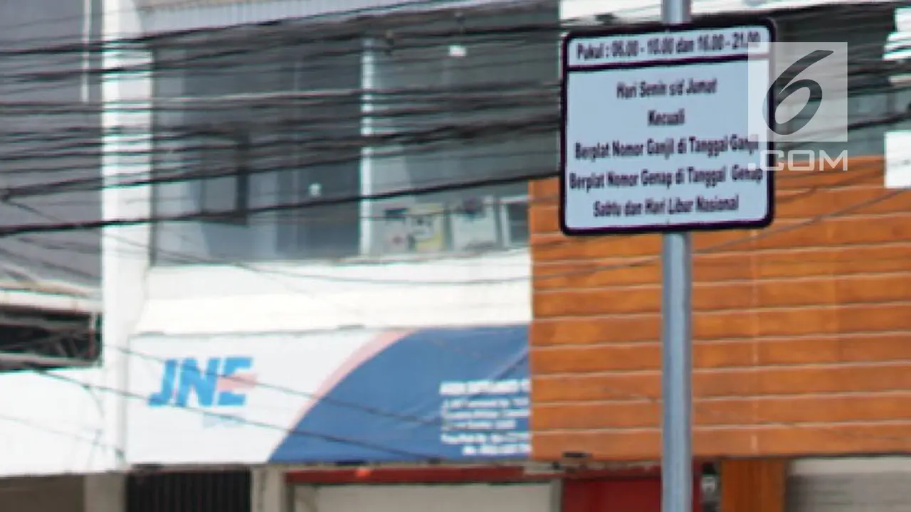 Hari Kedua Perluasan Ganjil Genap, Lalin di Jalan Fatmawati Raya Ramai Lancar