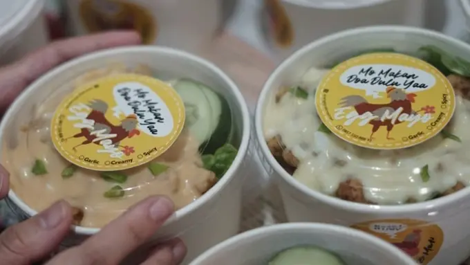 Dibalik Tampang Galak, Ayam Geprek Mas Man adalah Bukti Cinta Seorang Bapak