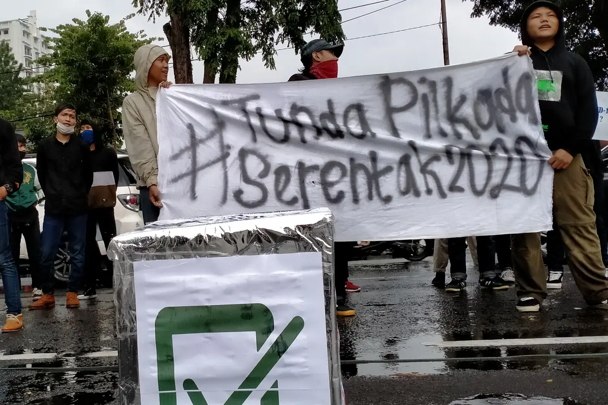 Demo Pilkada Ditunda
