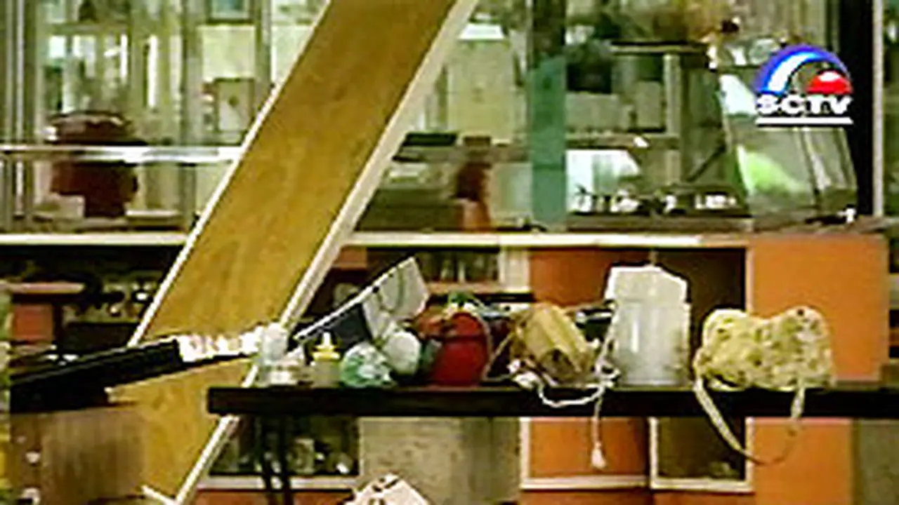 270403aBOM_Bandara2.jpg
