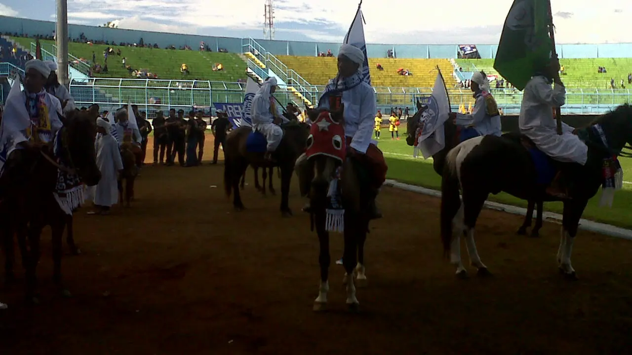 Launching Arema Cronus