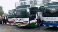 Pemudik di Terminal Rawamangun Meningkat