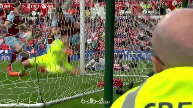 Stoke City 1-1 Burnley | Liga Inggris | Highlight Pertandingan dan Gol-gol
