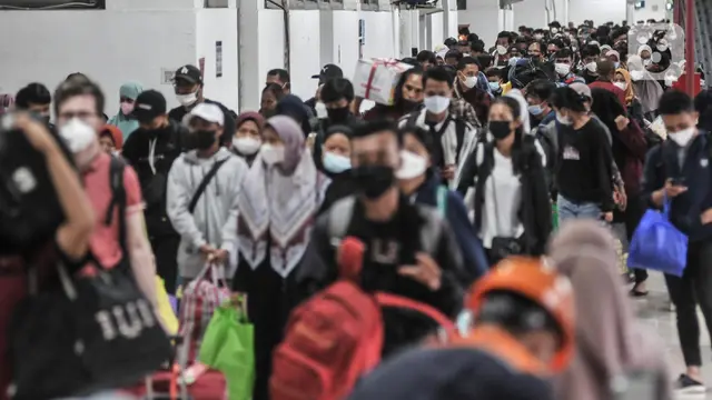 Gelombang Arus Balik via Kereta Api Masih Tinggi