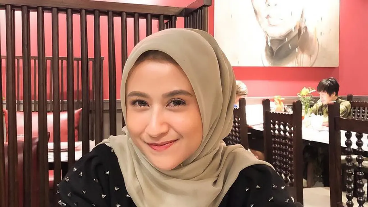Tampilan Mantan Istri Mayor Teddy
