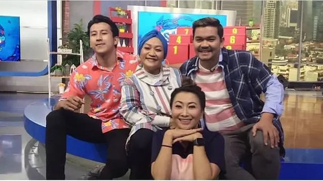 6 Potret Fandi Co, Mantan Kekasih Ria Ricis yang Curi Perhatian