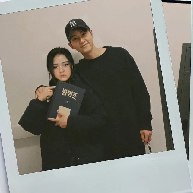 6 Editan Foto Bareng Artis Korea Ini Kocak, Halu Banget