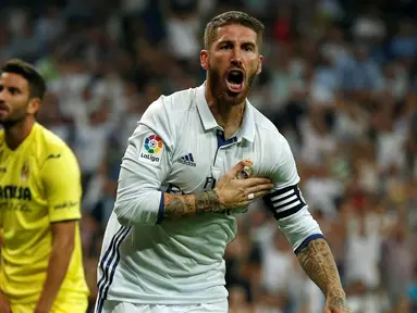 Real Madrid bermain imbang 1-1 lawan Villarreal pada laga La Liga 2016-2017, Kamis (22/9/2016) dini hari WIB. Hasil tersebut menghentikan rekor 16 kemenangan beruntun Los Blancos di La Liga. (Reuters/Sergio Perez)