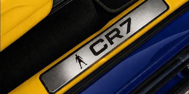 Cristiano Ronaldo Beli Mercy G-Class Super Langka, Harganya Termahal di Dunia