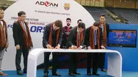 Penandatanganan kerjasama Advan dan FC Barcelona (Liputan6.com/Andina Librianty)