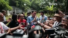 Bila sudah bergabung, Ahok yakin keamanan angkot akan ditingkatkan mengikuti standar Transjakarta.