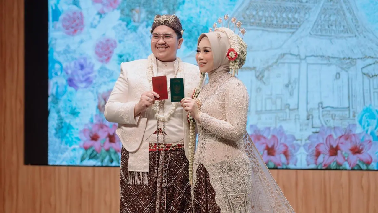 Pernikahan Putri dan Helmi