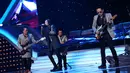 Band asal kota kembang Bandung, Setia Band yang menganut Pop Melayu tersebut membuat penonton HUT SCTV ikut berdendang.  (Galih W. Satria/Bintang.com)