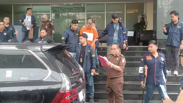 Penyidik Polda Metro Jaya menggelar rekonstruksi kasus kematian anak artis Tamara Tyasmara, Dante (6), Rabu (28/2/2024).