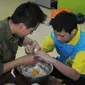 Inilah keseruan yang diperlihatkan anak-anak dengan autisme saat mereka memasak bersama Chef Nanda Hamdala