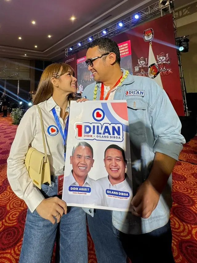 8 Potret Artis Calon Kepala Daerah Ambil Nomor Urut Pilkada, Penuh Semangat
