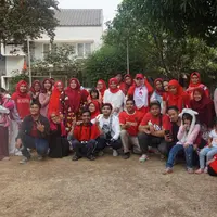 Bukan ditendang, inilah cara mencintai kucing jalanan menurut D’Jaboers Cat Lovers Community. (dok. D'Jaboers Cat Lovers Community)