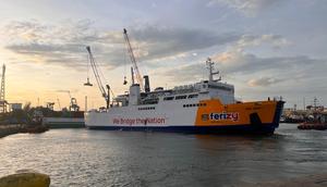 PT ASDP Indonesia Ferry (Persero) kembali memberangkatkan KMP Jatra I untuk mendukung distribusi bantuan. (Foto: ASDP)