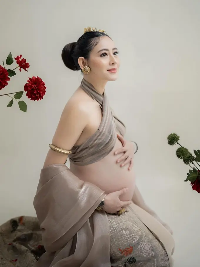 Maternity shoot Laura Theux