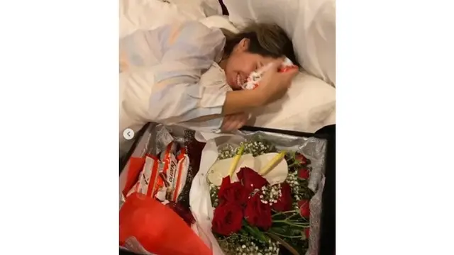 Beri Ucapan Romantis, Ini 5 Momen Ardi Bakrie Kasih Hadiah Valentine ke Nia Ramadhani