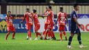 Pemain Bali United merayakan gol ke gawang Arema FC pada laga BRI Liga 1 di Stadion PTIK, Jakarta, Senin (27/3/2023). Arema menang dengan skor 3-1. (Bola.com/M Iqbal Ichsan)