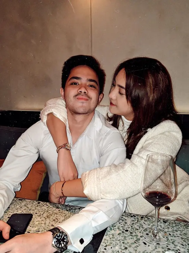 Lebih Dengarkan Kata Pacar, Ini 6 Potret Kebersamaan Anya Geraldine dengan Kekasih